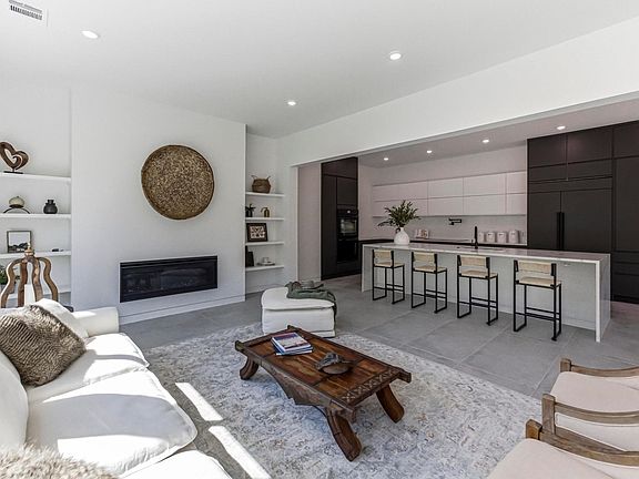 5th image of 11205 Beach Rd