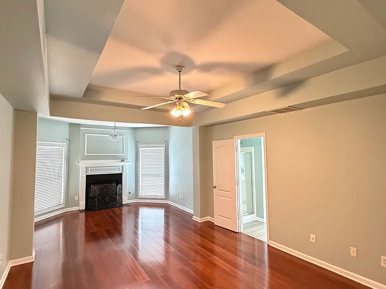 5105 Yellow Pine Dr — Photo 8