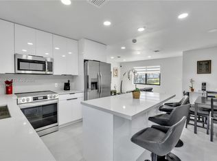 6021 SW 19th St, Miami, FL 33155