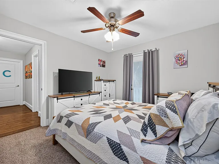 746 Stone Mountain Dr — Photo 28