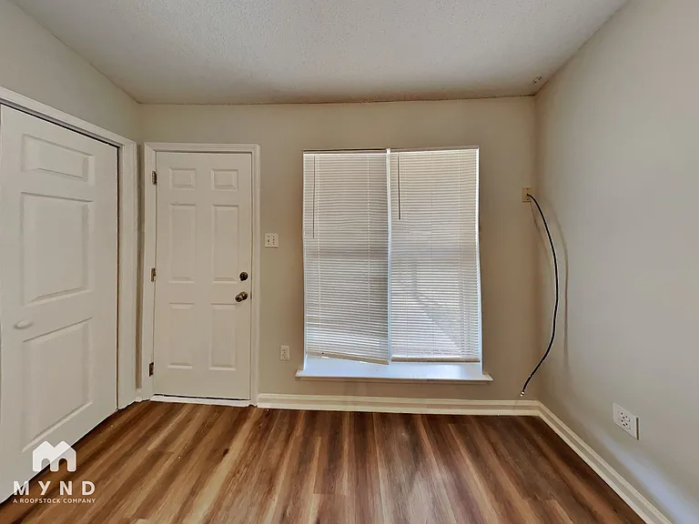 5624 Kaitlyn Dr W — Photo 10