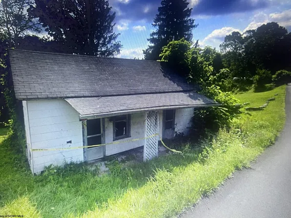 1518 Johnson Ave, Kingmont, WV 26578