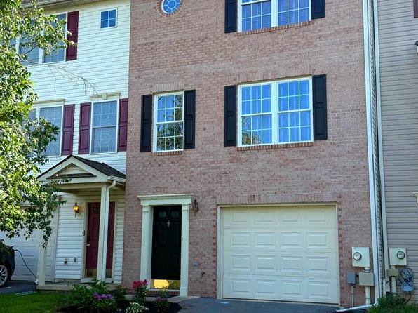 78 Ritter Dr, Martinsburg, WV 25404