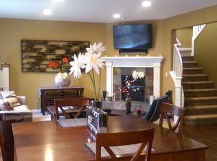 7624 NE 201st Pl, Kenmore, WA 98028