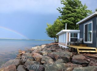 320 Shot Point Dr, Marquette, MI 49855