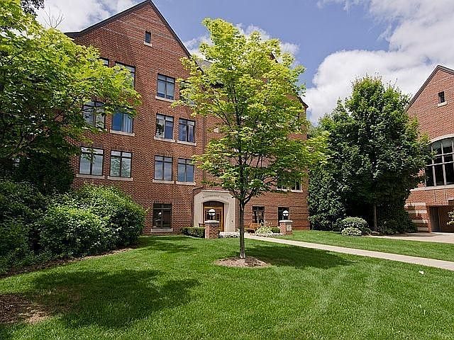 1st image of 827 Asa Gray Dr APT 460