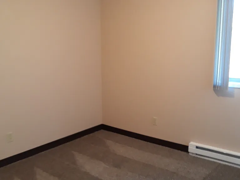 Aspen Circle Apartments — Photo 40