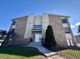 30515 W Forteen Mile Rd APT 37, Farmington, MI