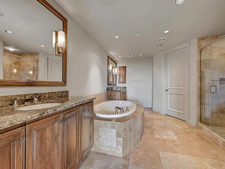 7181 E Camelback Rd #610 — Photo 6