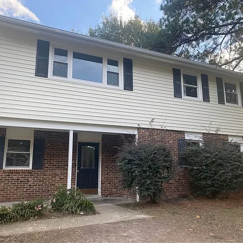 2021 Waters Dr Photo 1