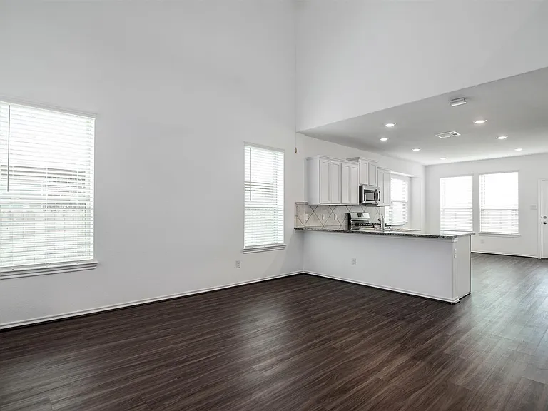 23741 Woodgreen Terrace Dr — Photo 8