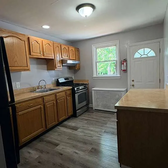 655 Franklin St #1 — Photo 11