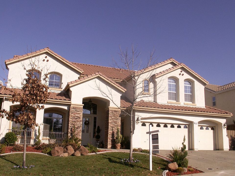 1st image of 2033 Tarbolton Cir
