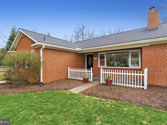 5th image of 8509 Crestview Dr
