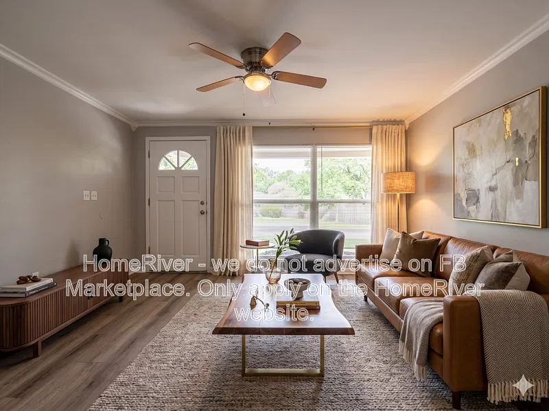 3 bed, 2.0 bath, 1222 sqft, $1,630 — Photo 2