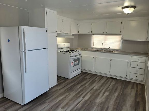 2nd image of 1624 Palm St Unit 309