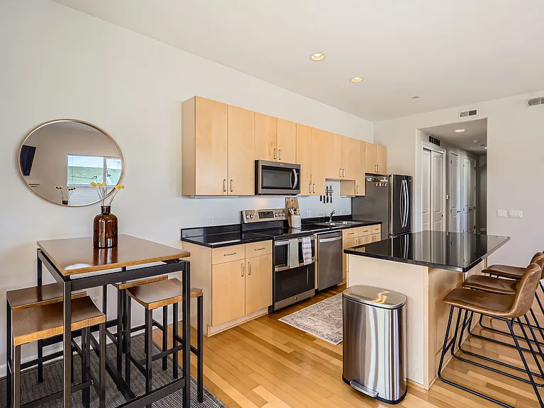 2100 N Humboldt St #105 — Photo 2