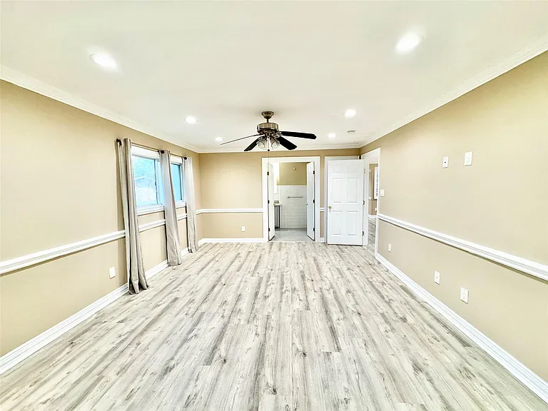 102 Mechanic St — Photo 18