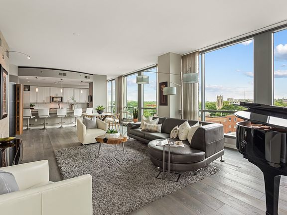 2nd image of 900 20th Ave S APT 814