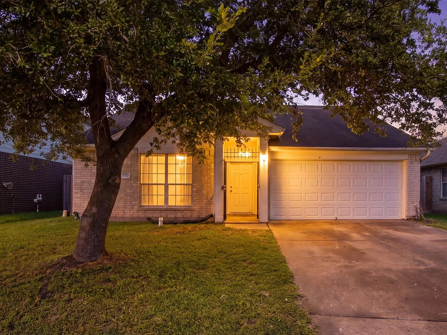 3 bed, 2.0 bath, 1413 sqft, $1,750 — Photo 1