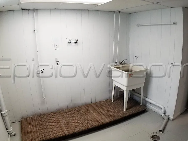 2923 Russell Dr NE — Photo 19