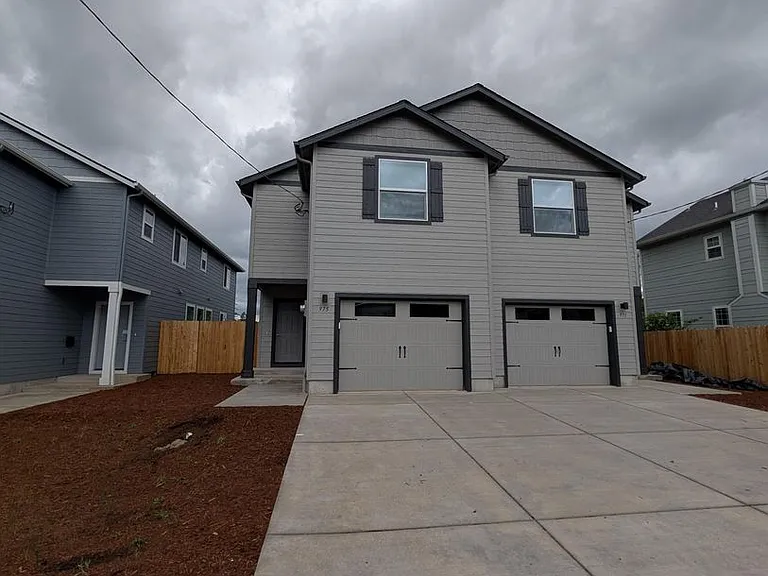 975 W 27th Ave — Photo 29