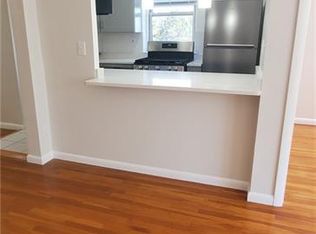 720 Pelham Rd APT 5E, New Rochelle, NY 10805