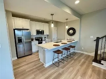 15300 Goldenrod Dr — Photo 2