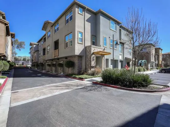 2418 Stearman Ln Unit 4, San Jose, CA 95132