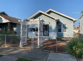 64 N 7th Ave, Beech Grove, IN 46107