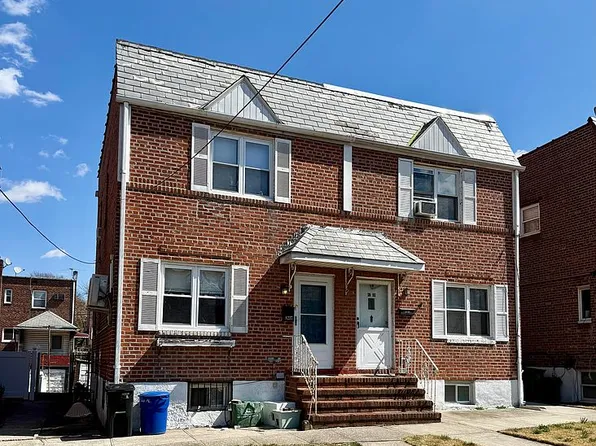 8237 164th Pl, Queens, NY 11432