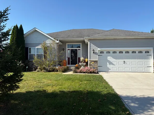 12284 Perry St, Winfield, IN 46307