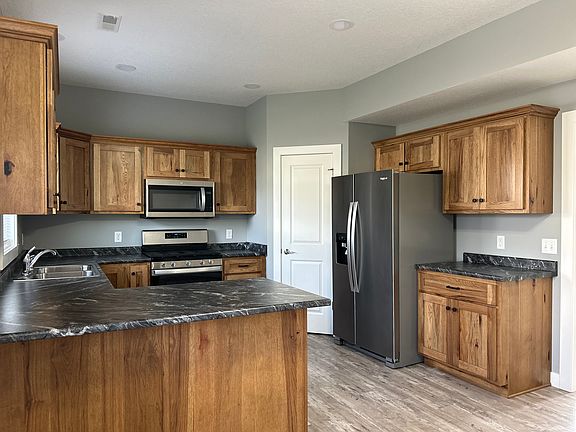 Marble counter tops. Stainless steel appliances included