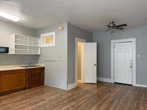 527 Cedar St APT 7, San Antonio, TX 78210