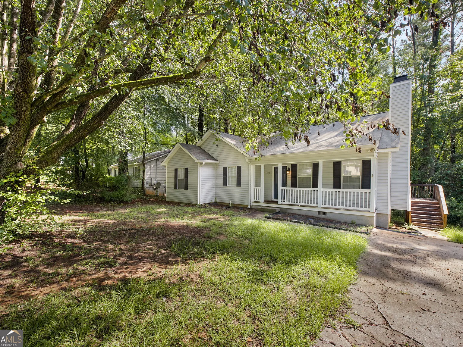 3 bed, 2.0 bath, 1345 sqft, $1,500 — Photo 2