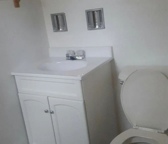 1/2 Bath off Master Bedroom