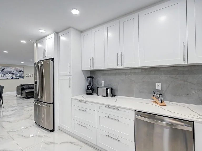 1307 Rodman St — Photo 25
