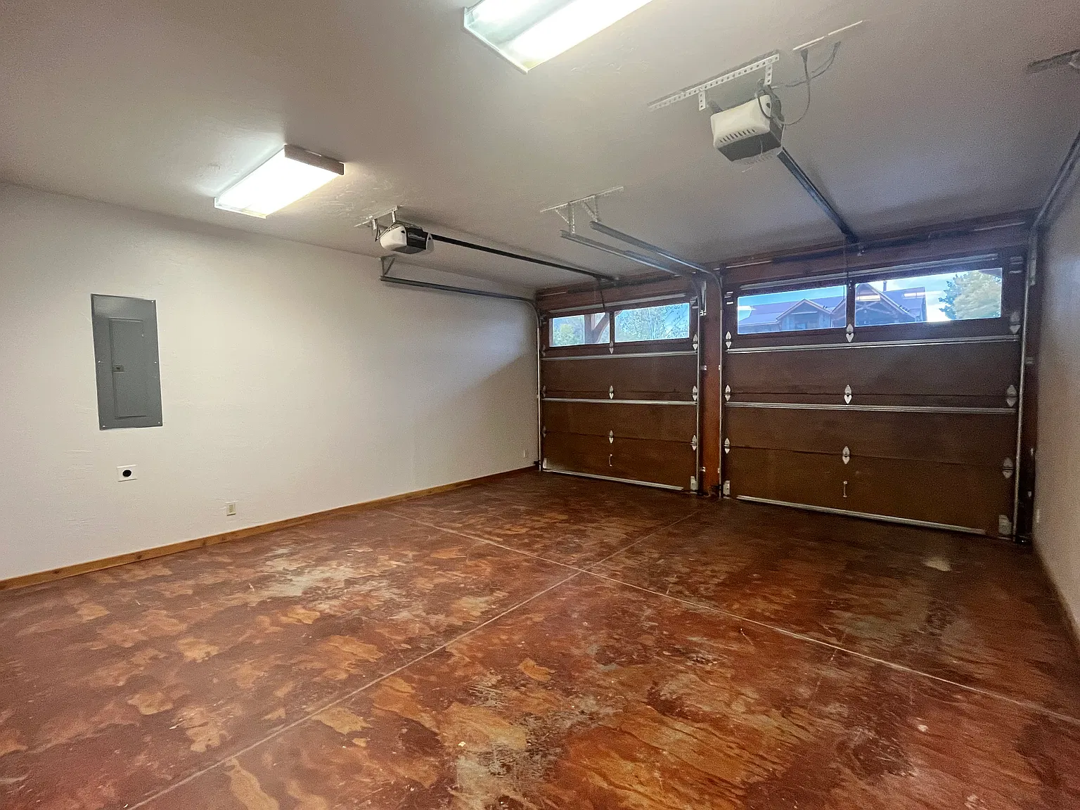 3 bed, 2950 sqft, $3,200 — Photo 4
