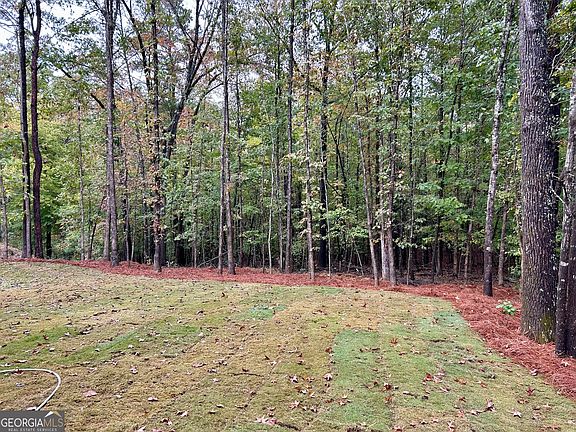 4th image of 27 Stonebrook Dr