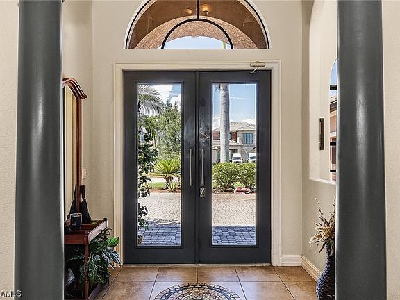 2nd image of 910 W Cape Estates Cir