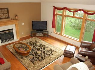 15943 Drake St NW, Andover, MN 55304