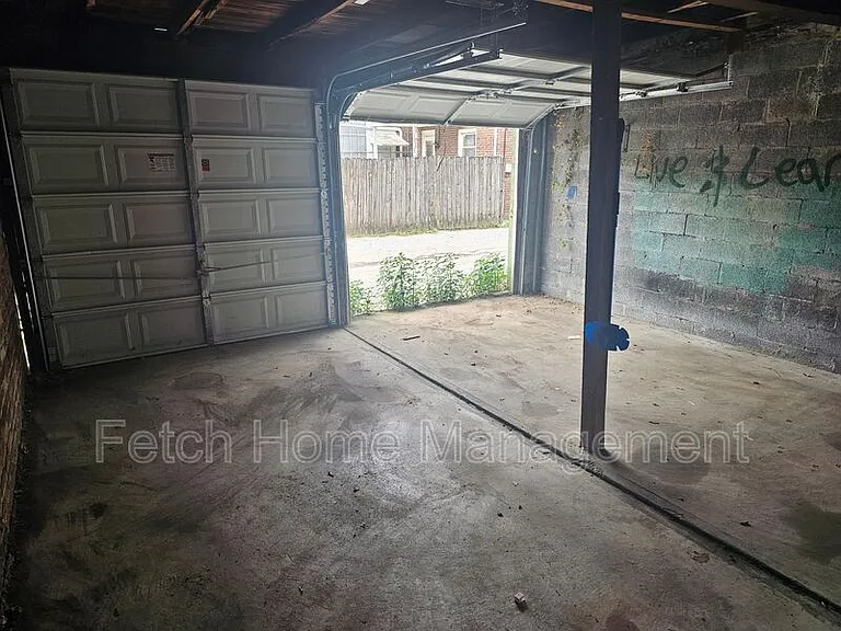 428 Smith St — Photo 21