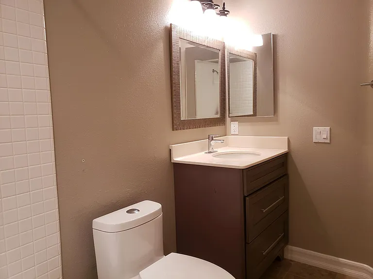 2nd Bathroom