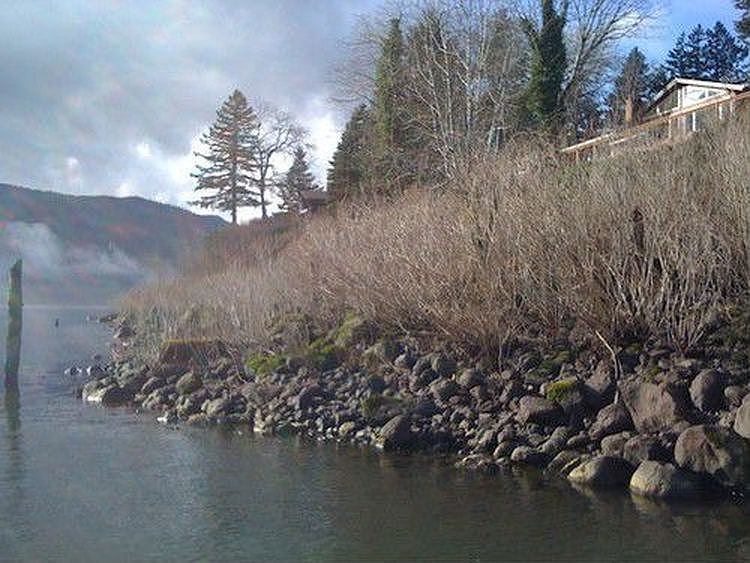 2nd image of 802 Skamania Landing Rd