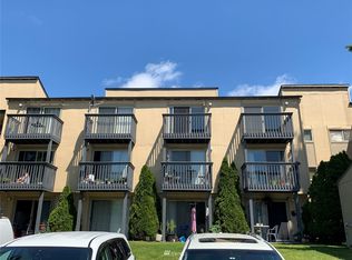 31003 14th Ave S APT E18, Federal Way, WA 98003