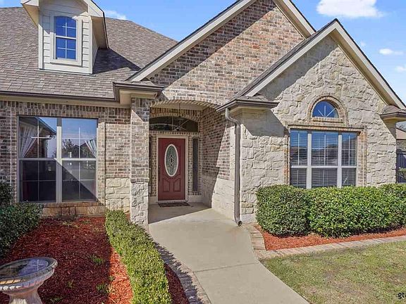 2nd image of 16041 Stonebriar Ct
