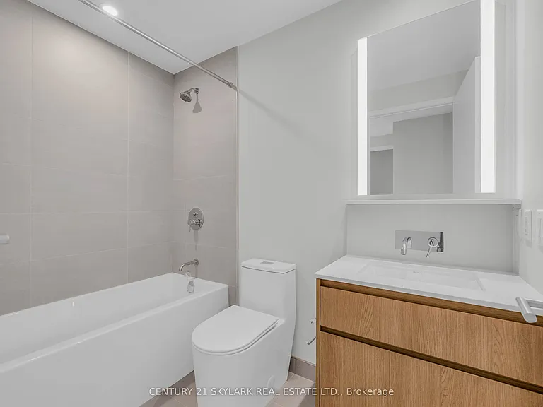 322 Dupont St #206 — Photo 19