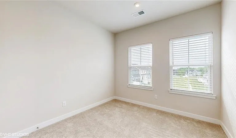 4908 Spruce Rd — Photo 25