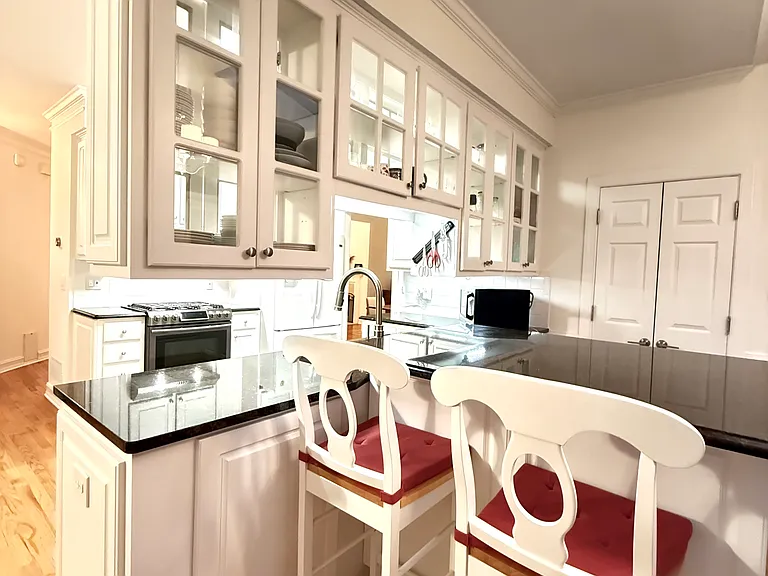 3725 Upland Dr — Photo 10