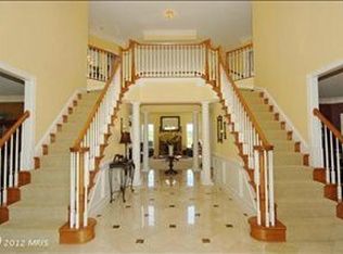 41113 Canongate Dr, Leesburg, VA 20175